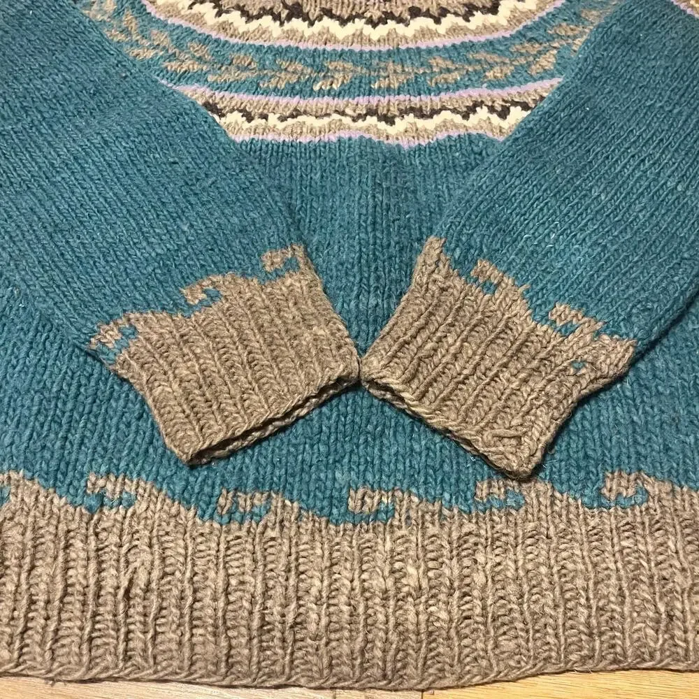 VTG Del Mundo Ecuador 100% Wool Fair Isle Handmade Crewnck Sweater Nordic Aztec